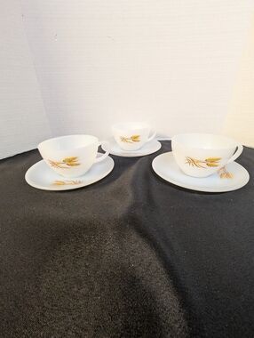 Anchor Hocking Fire King Golden 3 Wheat Coffee Tea Cups Saucers Set Milk Glass